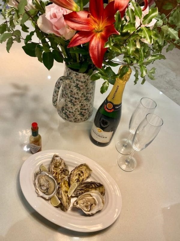 Porthilly Oysters - 12 oysters - Image 2